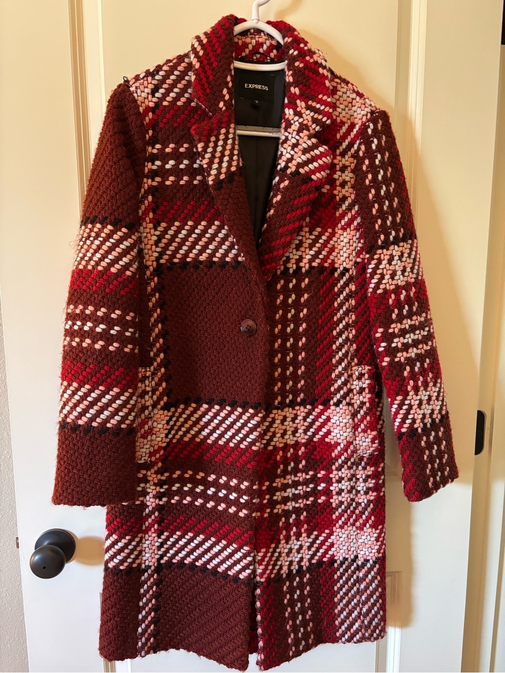 Express Women's Plaid Coat in Burgundy
